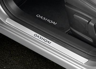 Nissan Qashqai (2014 -2017) Entry Guards - Illuminated (Front Only) KE9674E505 main image 0