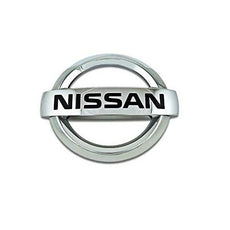 Nissan Juke (F15E) Emblem-Front