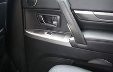 Mitsubishi Shogun Door Panel Decoration, Rear (Aluminium)