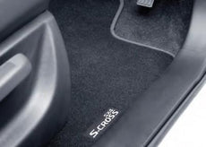 Suzuki SX4 S-Cross Deluxe Carpet Mat Set (4-piece) RHD