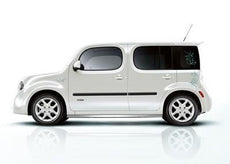 Nissan Cube (Z12) Body Side Mouldings