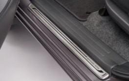 Mitsubishi L200 DC (S5/S6) Door Entry Guard Set