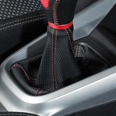 Suzuki Vitara Leather Boot, Black/Red 5MT