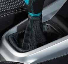 Suzuki Vitara Leather Boot, Black/Turquoise 5MT