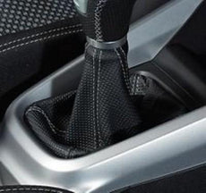 Suzuki Vitara Leather Boot, Black/Silver 5MT