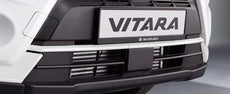 Suzuki Vitara Front bumper Centre Accent Line, Superior White